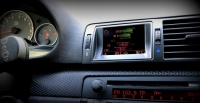 airVent Display installed in car